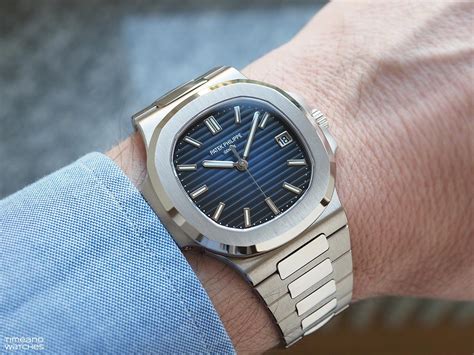 patek philippe 5811/1g - nautilus|Patek Philippe Nautilus 5711a.